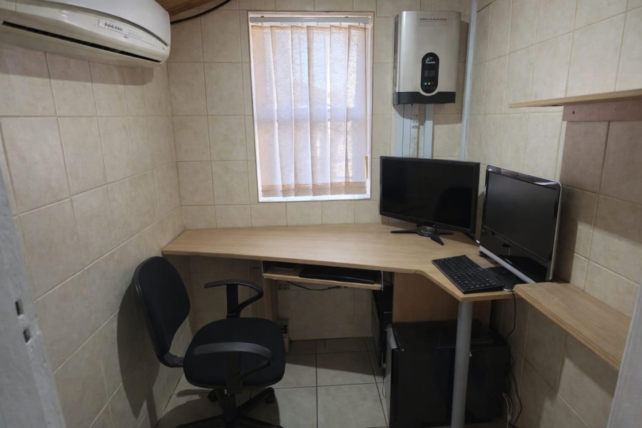 3 Bedroom Property for Sale in Noordhoek Free State